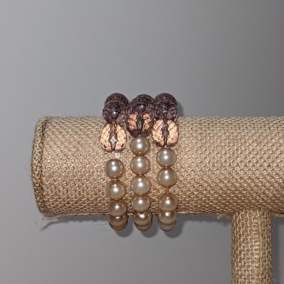 Pearl Beaded Bracelet Trio - Picture 7 of 8